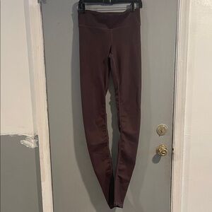 ALO Yoga Chocolate Brown Leggings Size S
